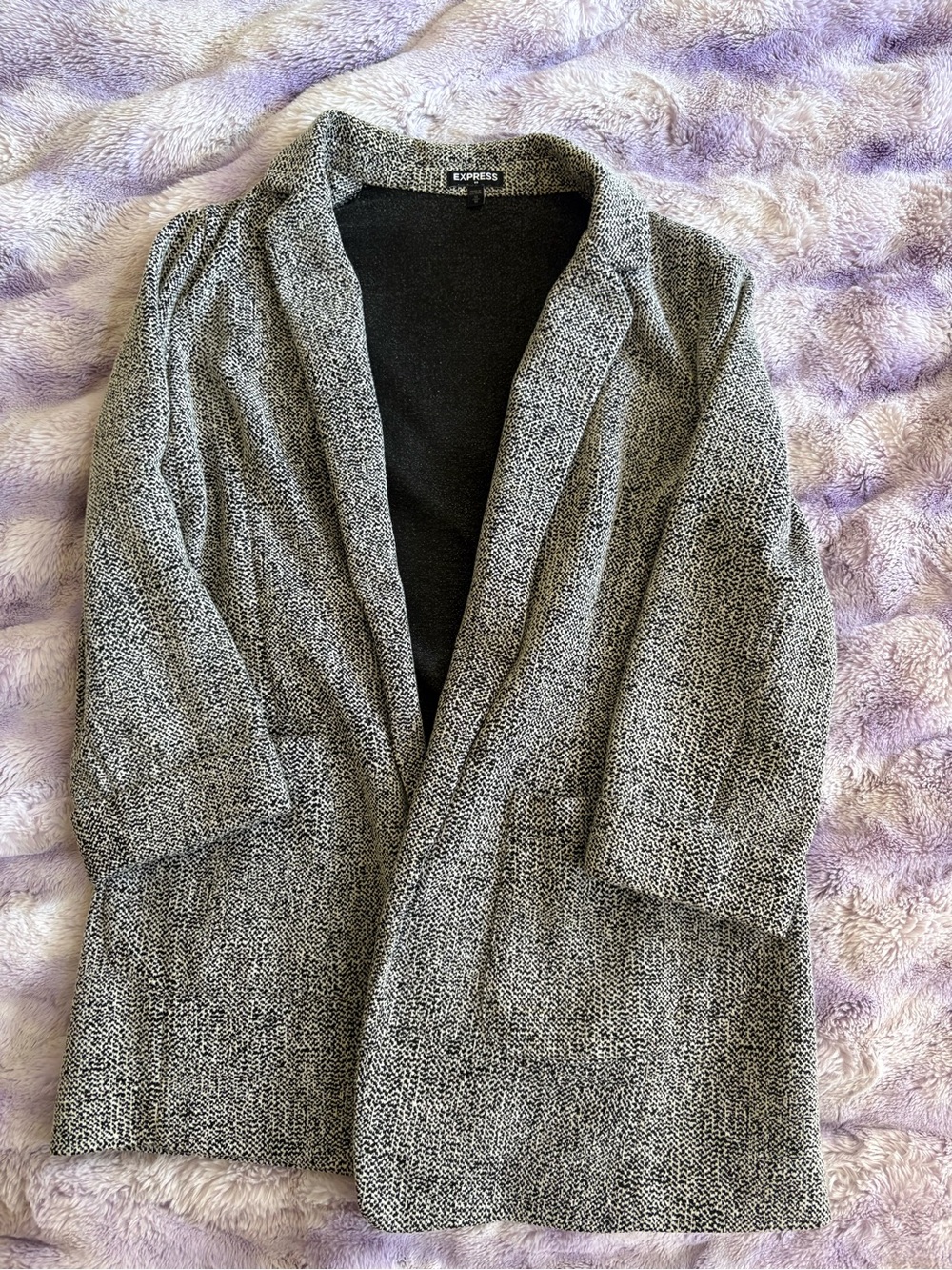 Express - light weight black and white knit blazer